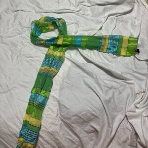 5/$25 💐 | Vintage Scarf